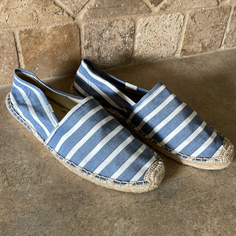 Soludos Canvas Dali Espadrilles Blue and White Stripe size 10
